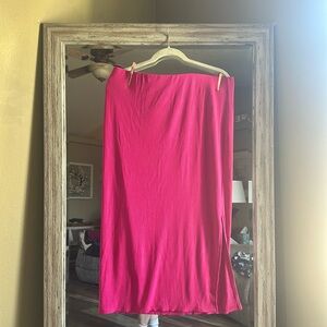 Loft midi ribbed skirt with a side slit in a large.